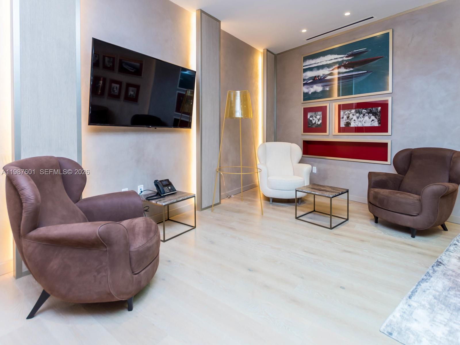 1000 Brickell Plz #4104, Miami FL 33131