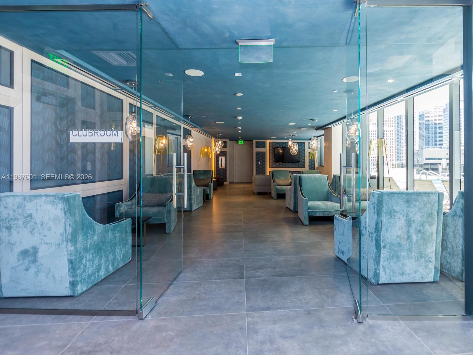 1000 Brickell Plz #4104, Miami FL 33131