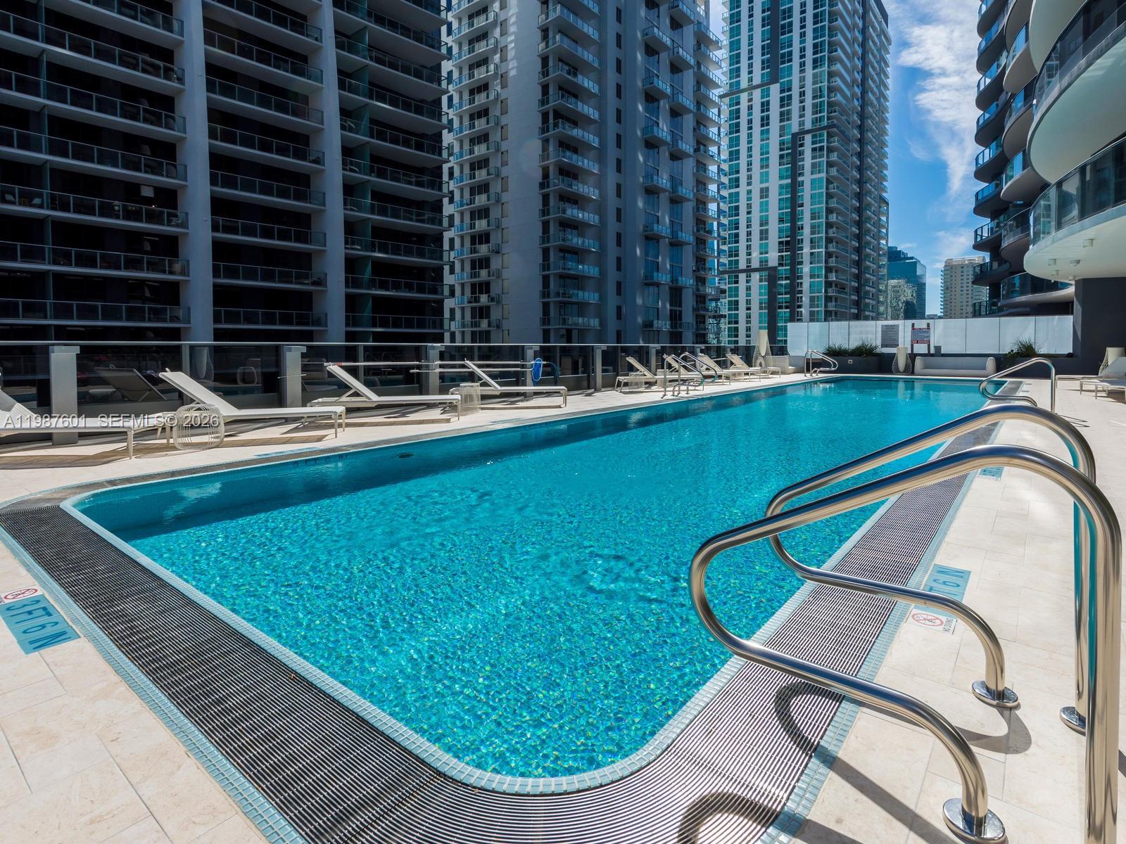 1000 Brickell Plz #4104, Miami FL 33131