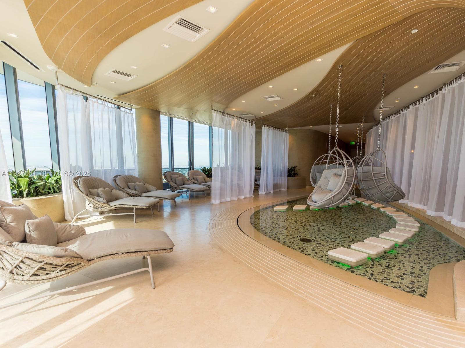 1000 Brickell Plz #4104, Miami FL 33131