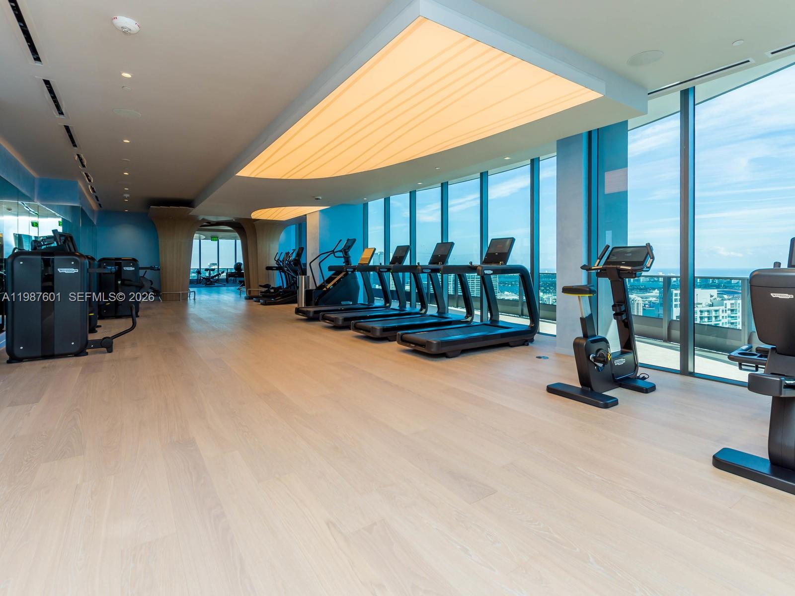 1000 Brickell Plz #4104, Miami FL 33131