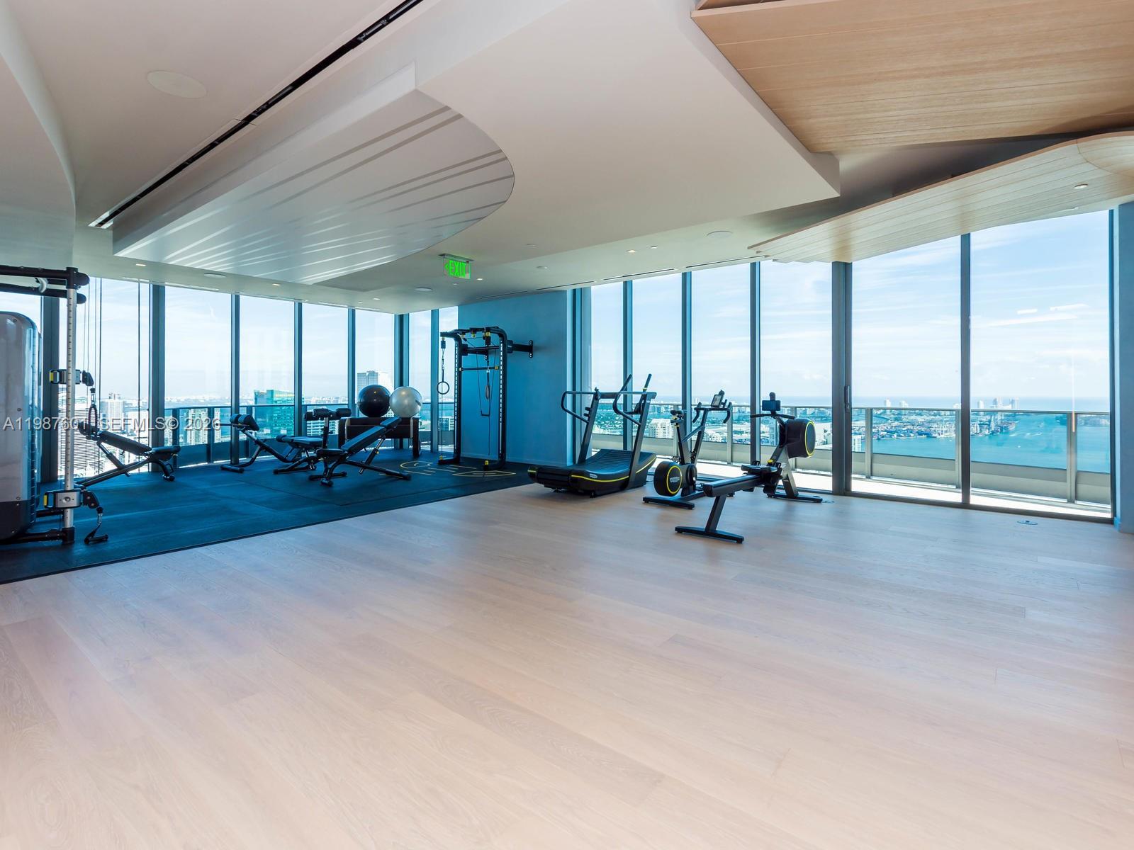 1000 Brickell Plz #4104, Miami FL 33131