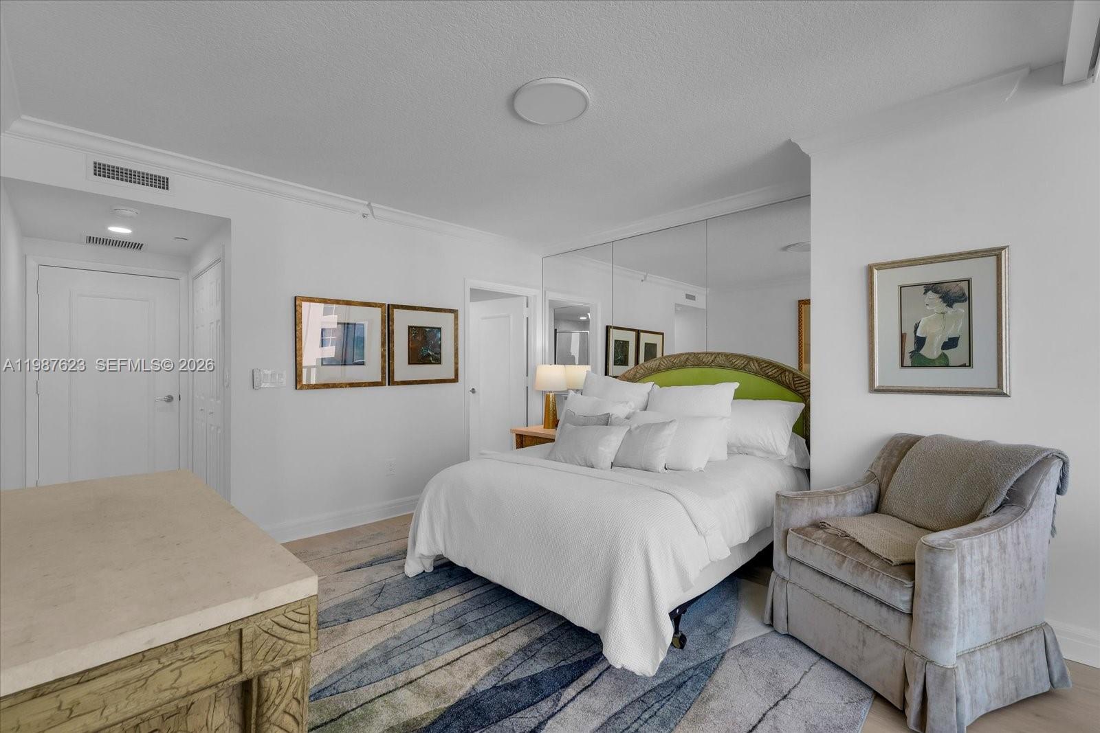 1455 Ocean Dr #909, Miami Beach FL 33139