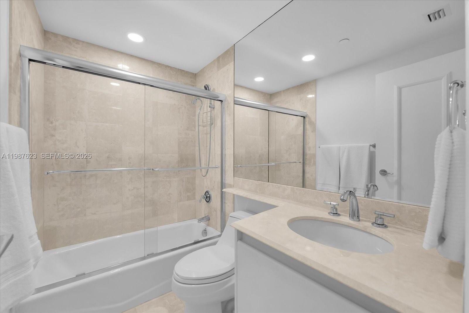1455 Ocean Dr #909, Miami Beach FL 33139