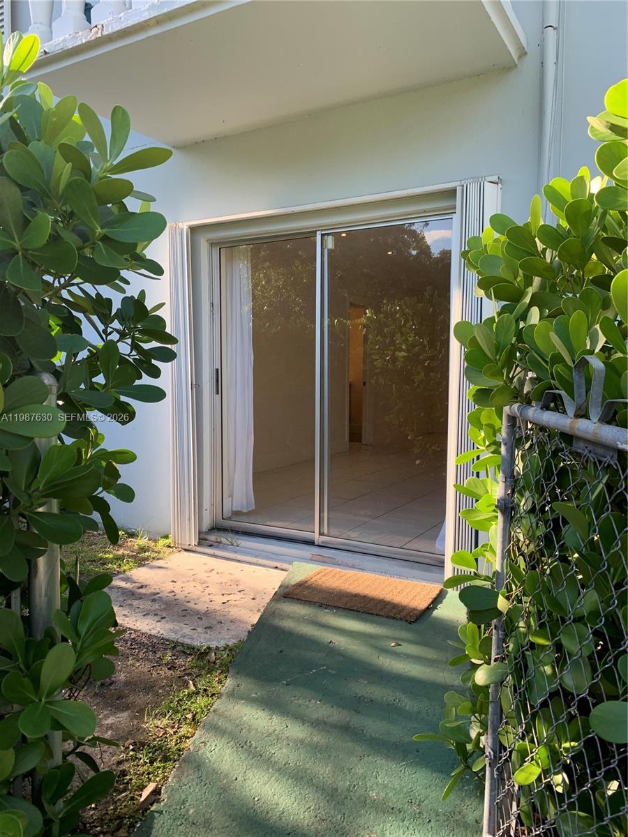1200 Mariposa Ave #E104, Coral Gables FL 33146