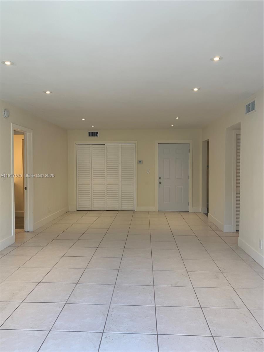 1200 Mariposa Ave #E104, Coral Gables FL 33146