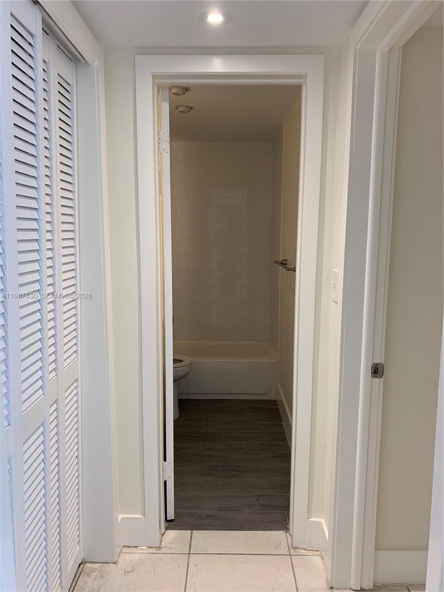 1200 Mariposa Ave #E104, Coral Gables FL 33146