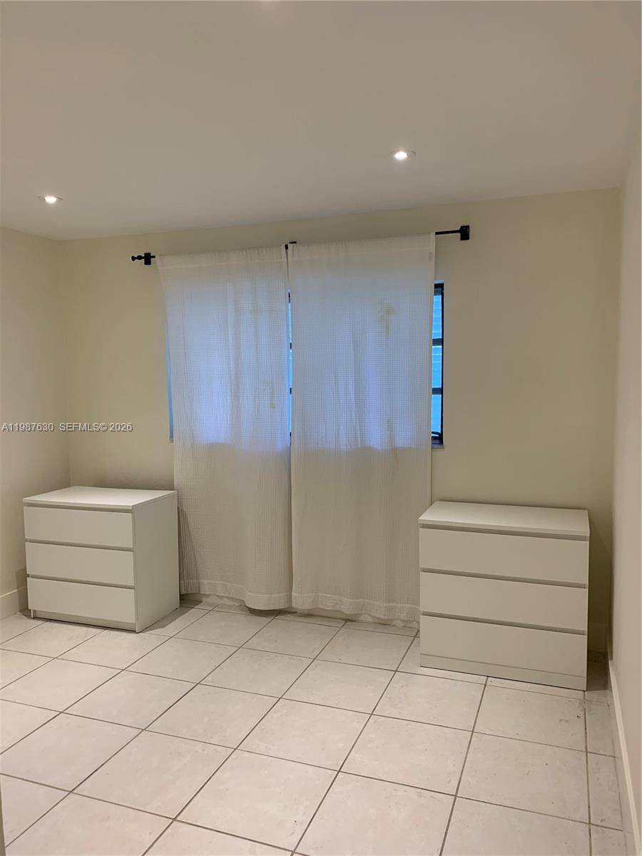 1200 Mariposa Ave #E104, Coral Gables FL 33146