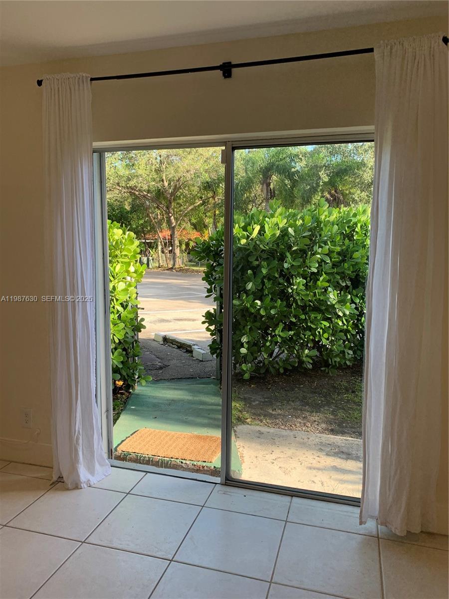 1200 Mariposa Ave #E104, Coral Gables FL 33146