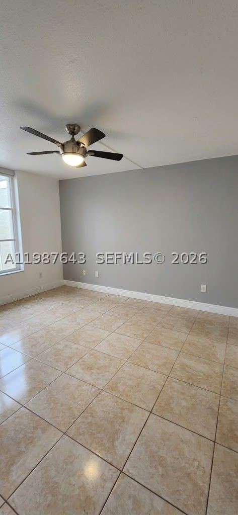 5055 NW 7th St #206, Miami FL 33126