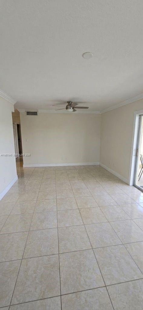 5055 NW 7th St #206, Miami FL 33126