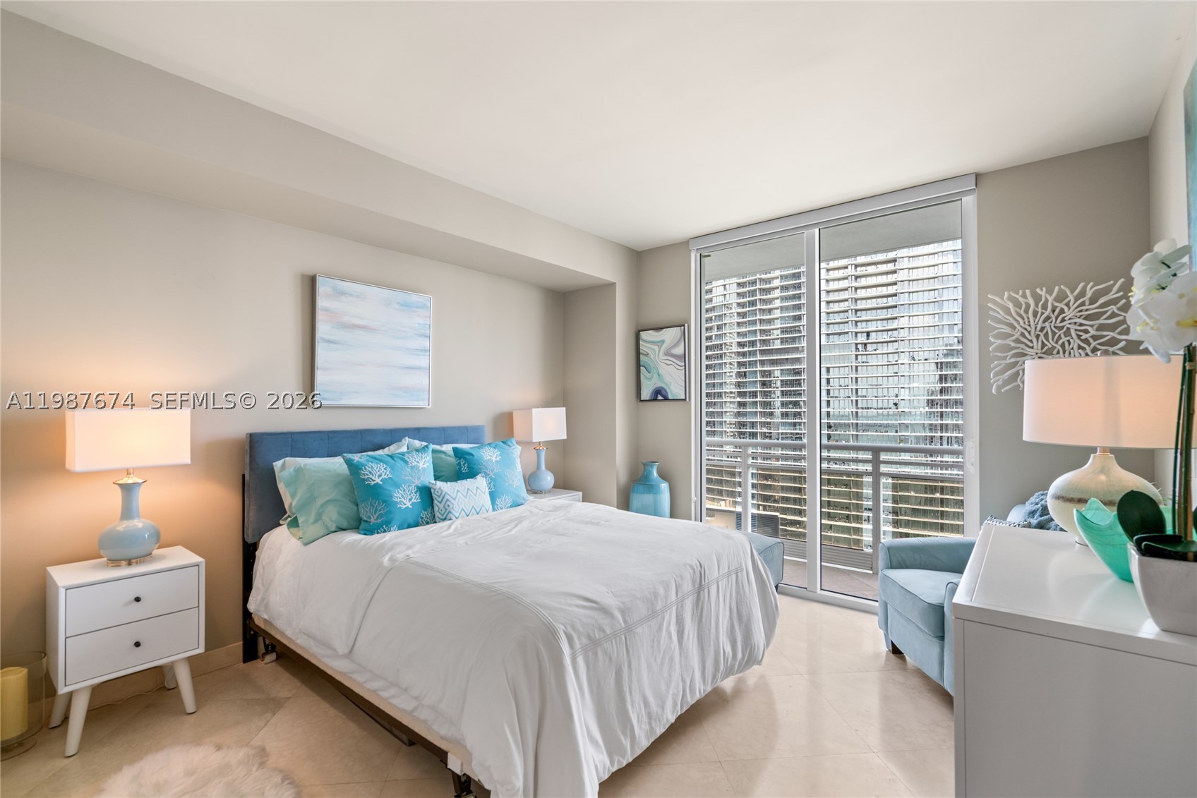 901 Brickell Key Blvd #2804, Miami FL 33131
