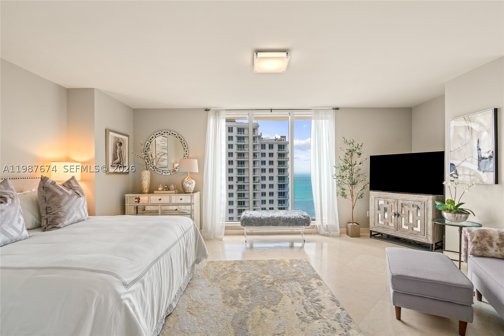 901 Brickell Key Blvd #2804, Miami FL 33131