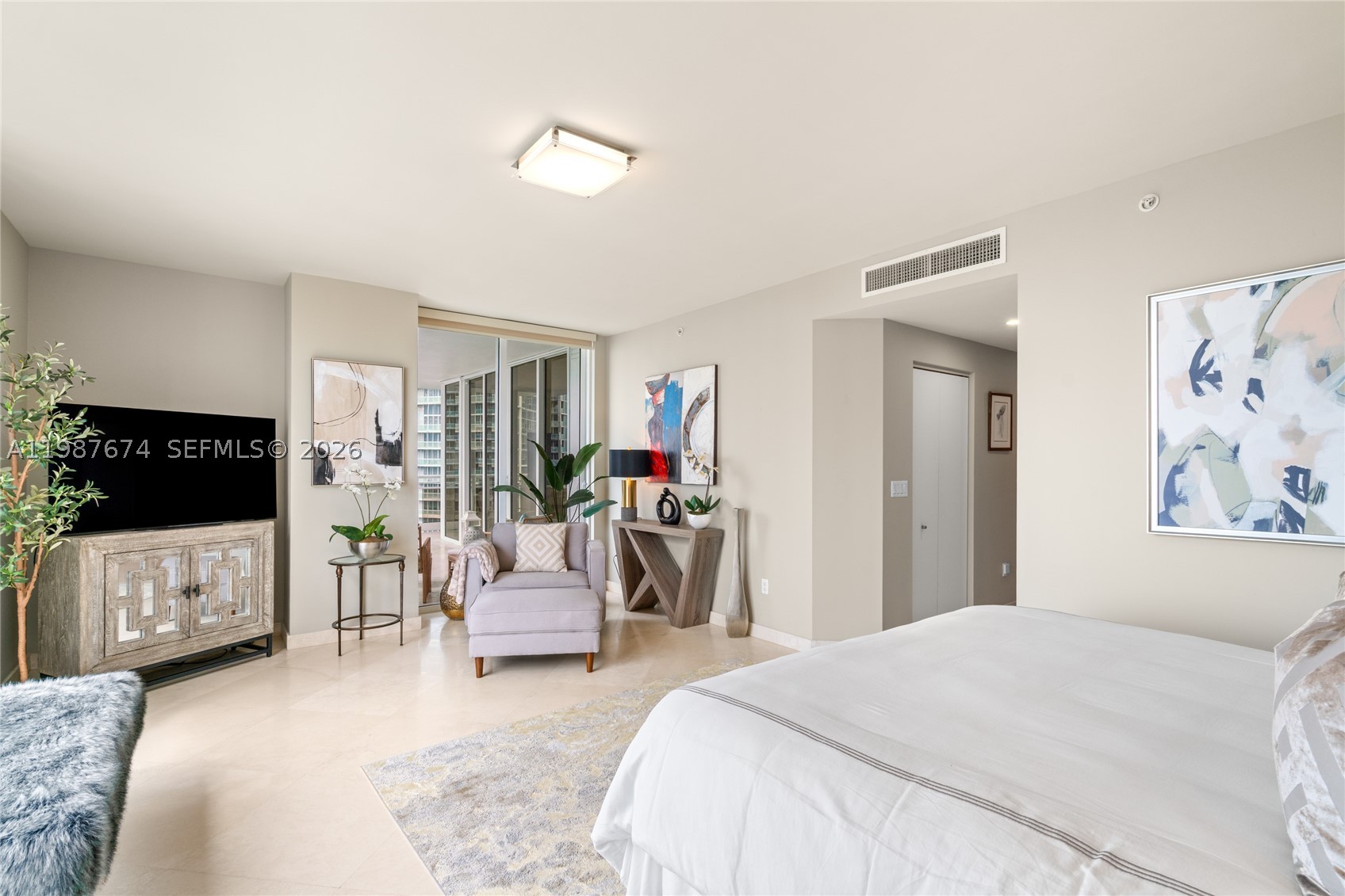 901 Brickell Key Blvd #2804, Miami FL 33131