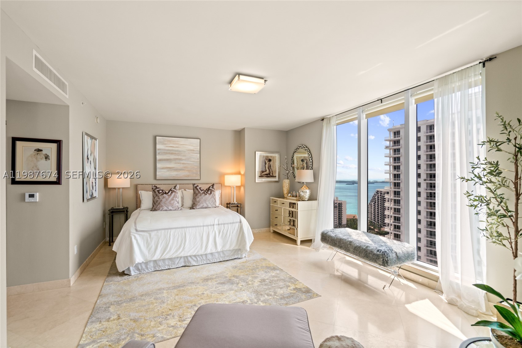 901 Brickell Key Blvd #2804, Miami FL 33131