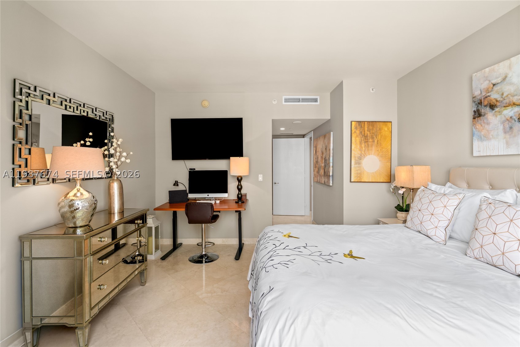 901 Brickell Key Blvd #2804, Miami FL 33131
