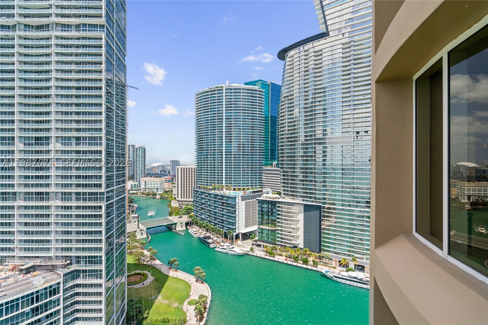 901 Brickell Key Blvd #2804, Miami FL 33131