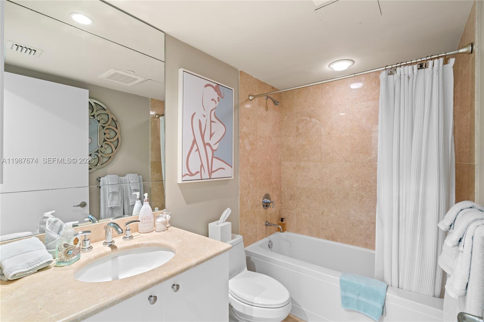 901 Brickell Key Blvd #2804, Miami FL 33131