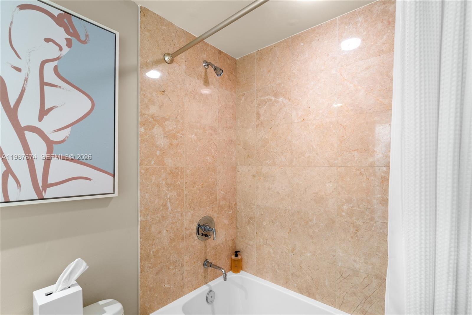 901 Brickell Key Blvd #2804, Miami FL 33131