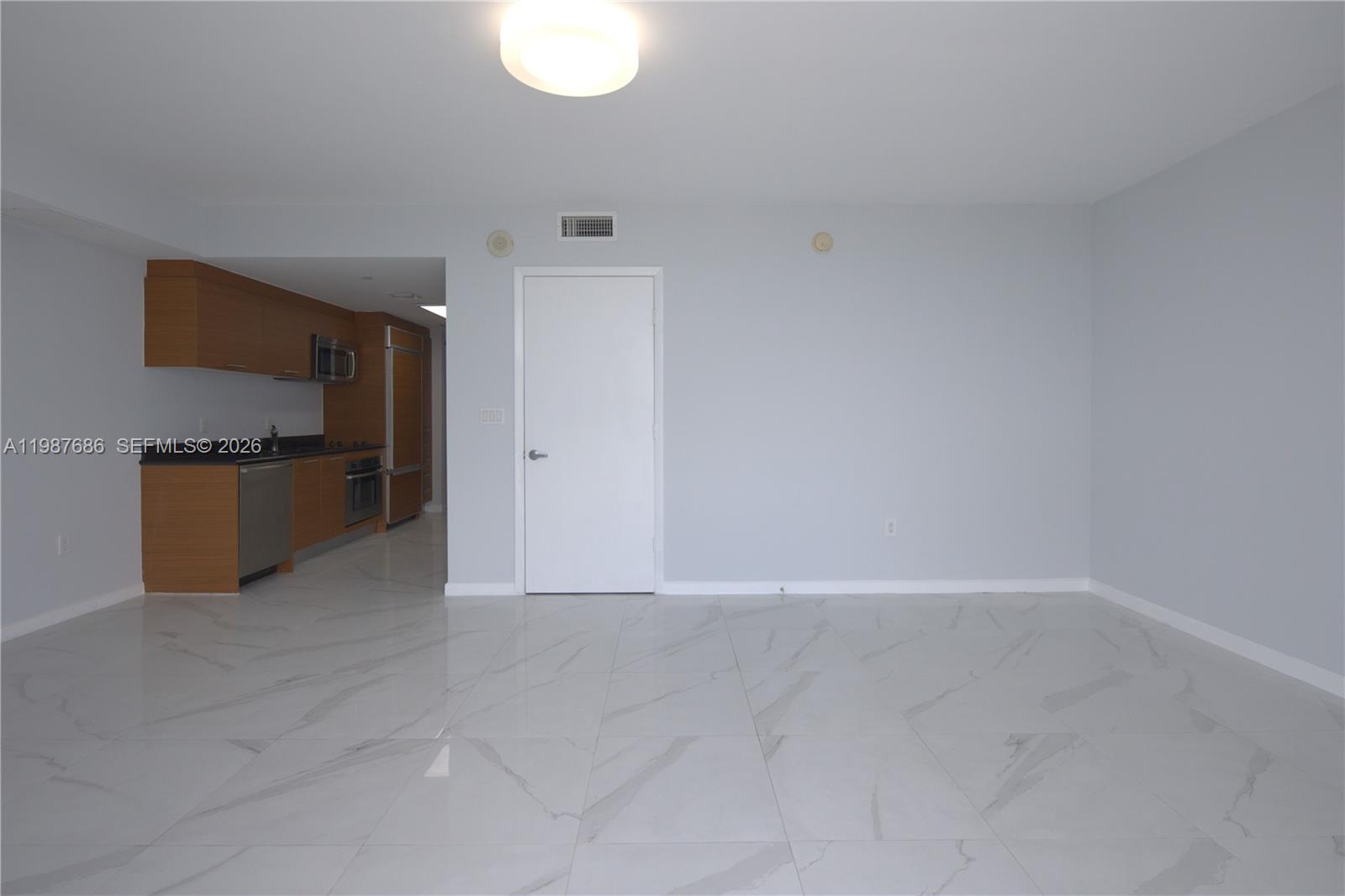 50 Biscayne Blvd #4909, Miami FL 33132