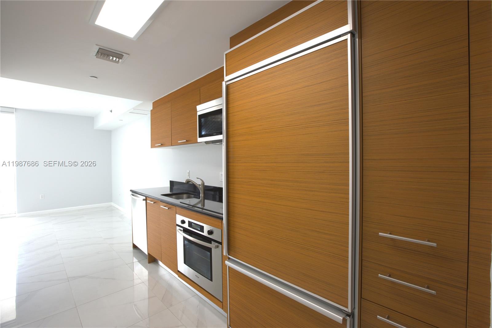 50 Biscayne Blvd #4909, Miami FL 33132