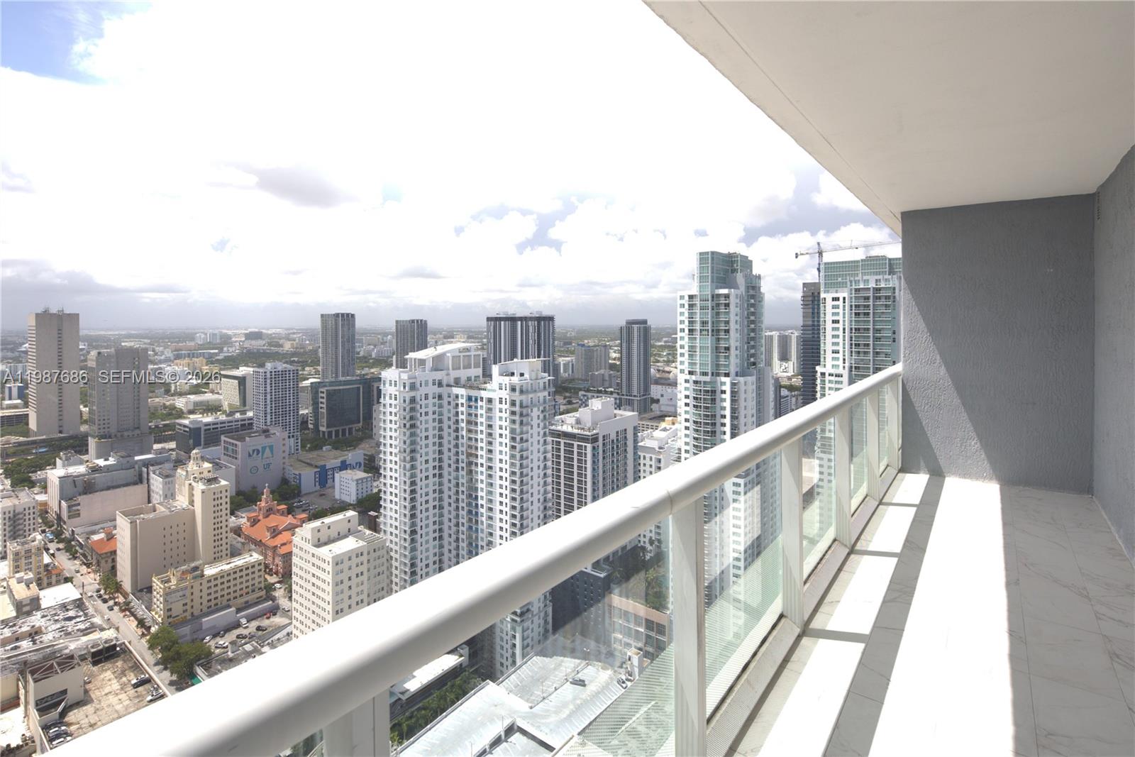 50 Biscayne Blvd #4909, Miami FL 33132