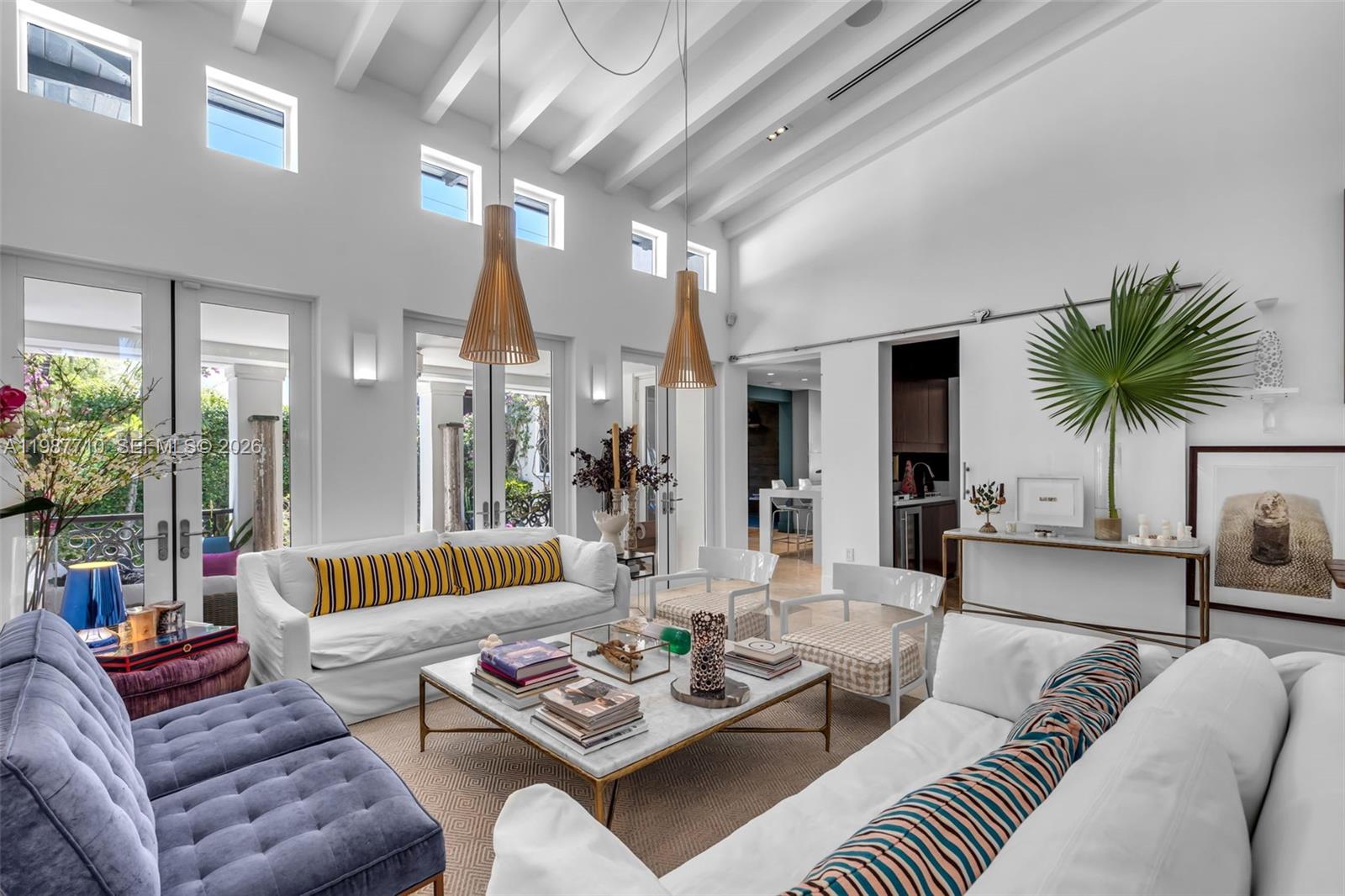 140 Hampton Ln, Key Biscayne FL 33149