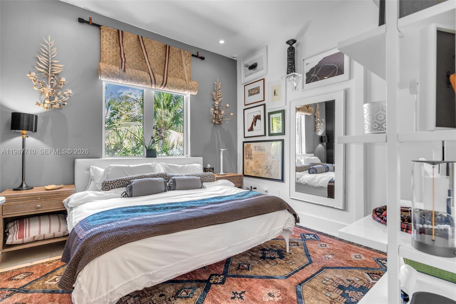 140 Hampton Ln, Key Biscayne FL 33149