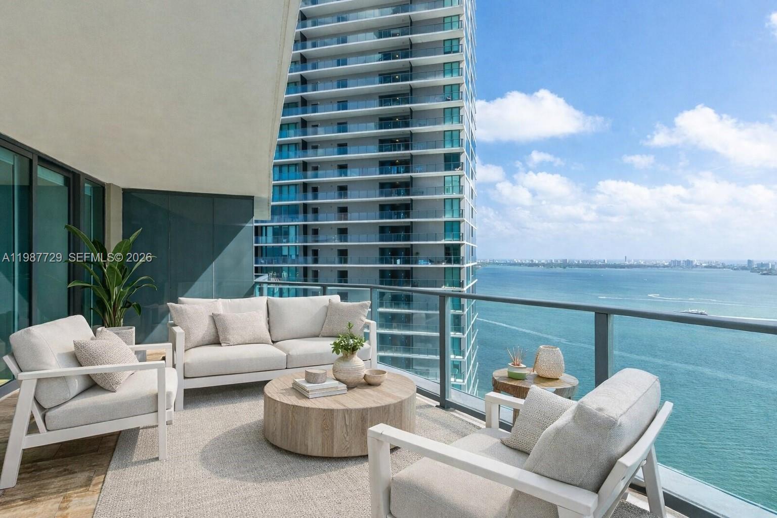650 NE 32nd St #3406, Miami FL 33137