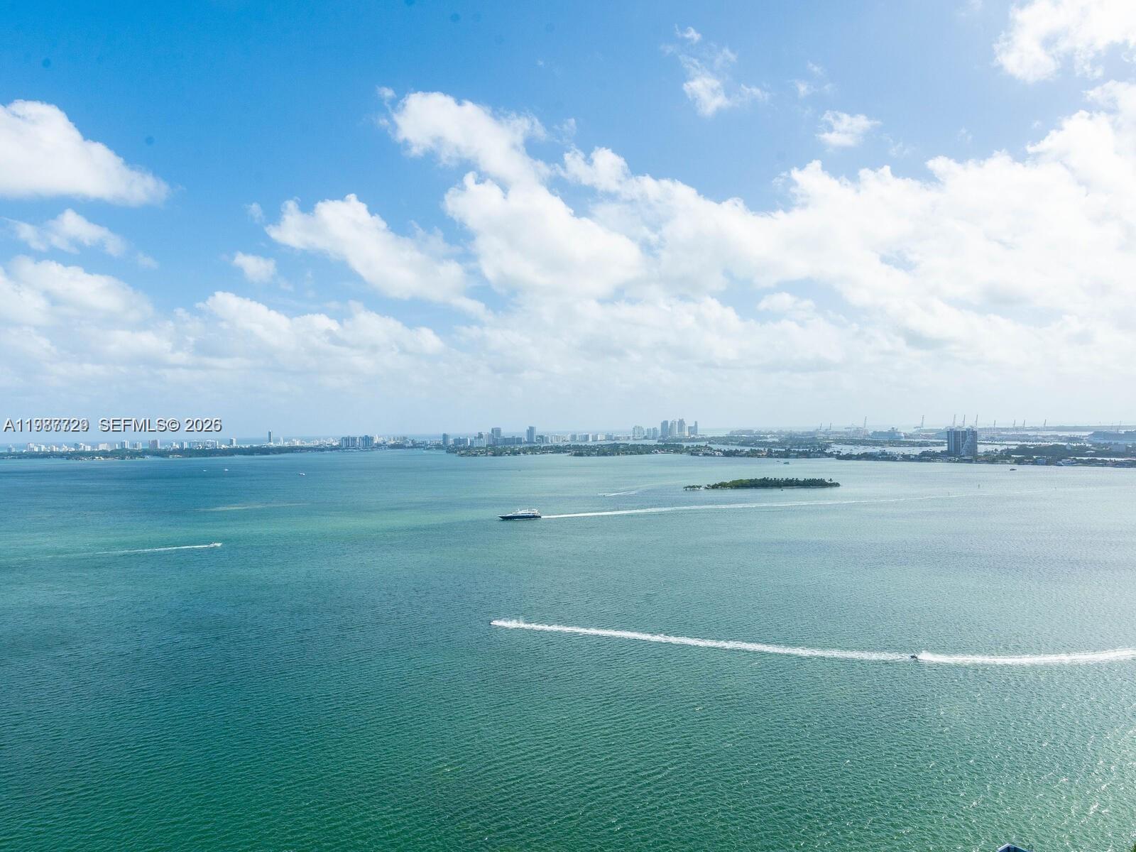 650 NE 32nd St #3406, Miami FL 33137