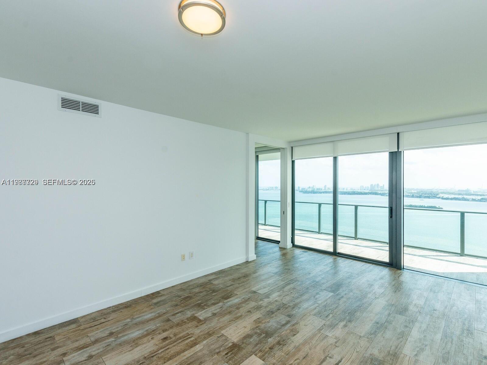650 NE 32nd St #3406, Miami FL 33137