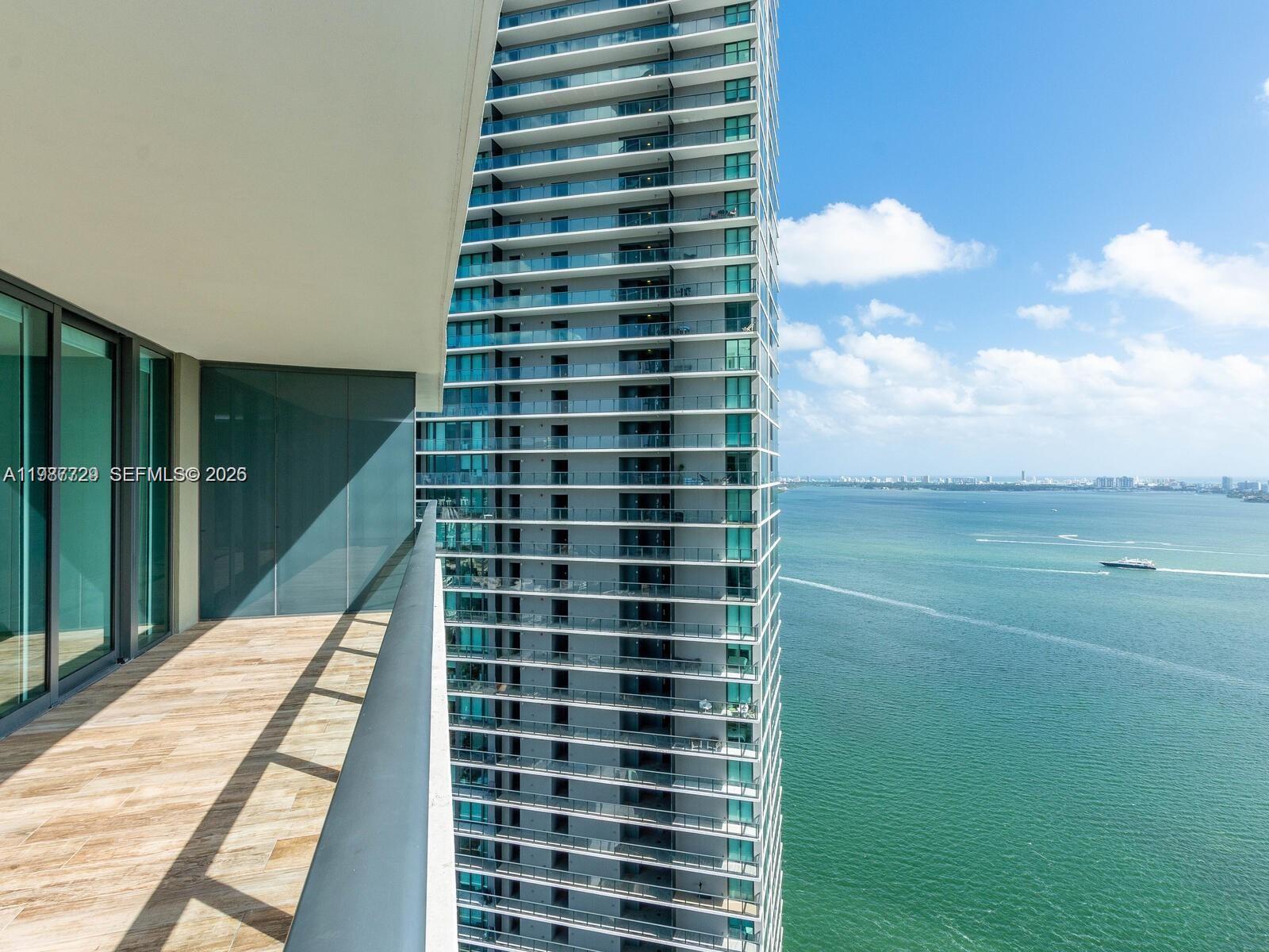 650 NE 32nd St #3406, Miami FL 33137