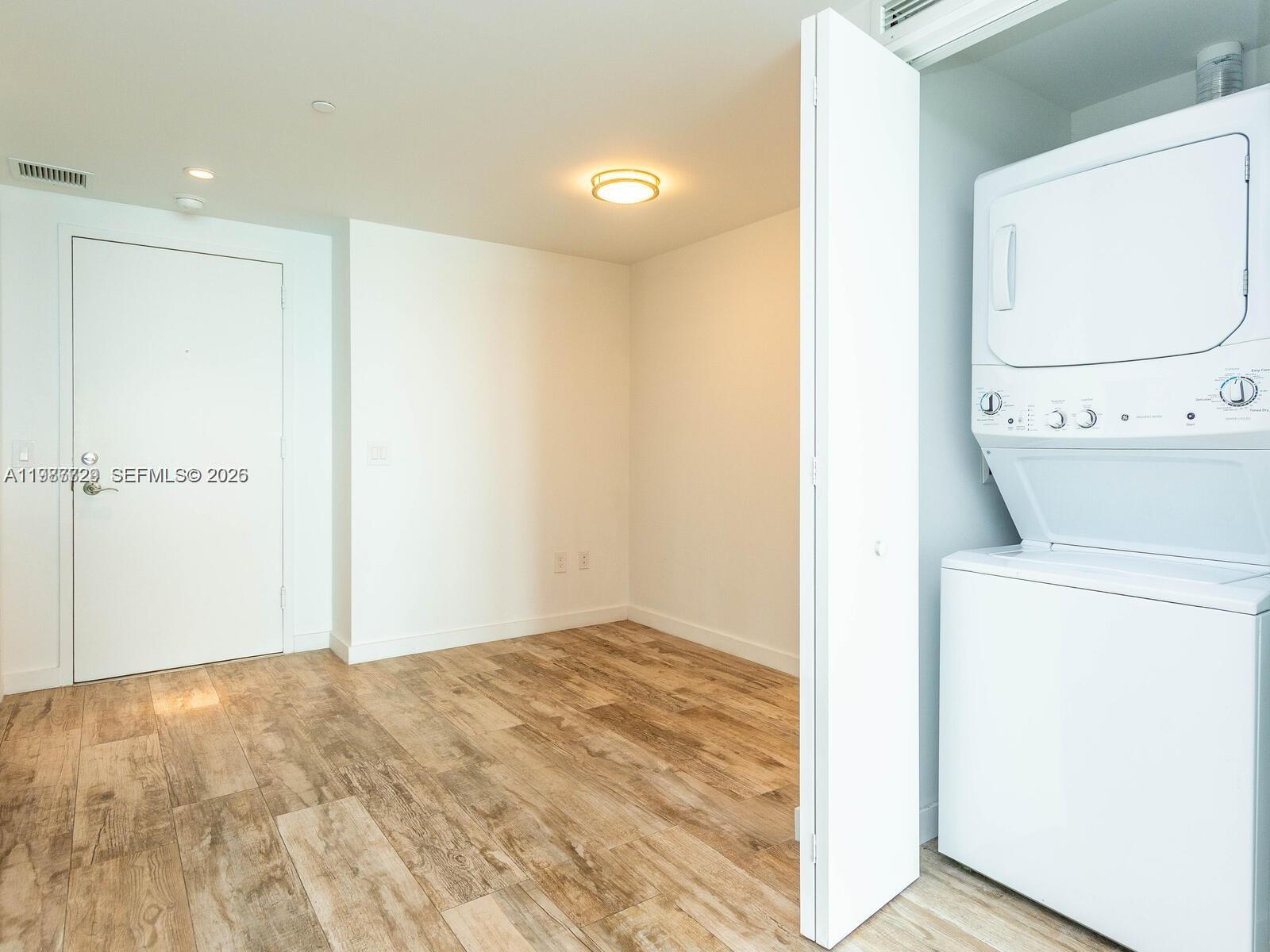 650 NE 32nd St #3406, Miami FL 33137