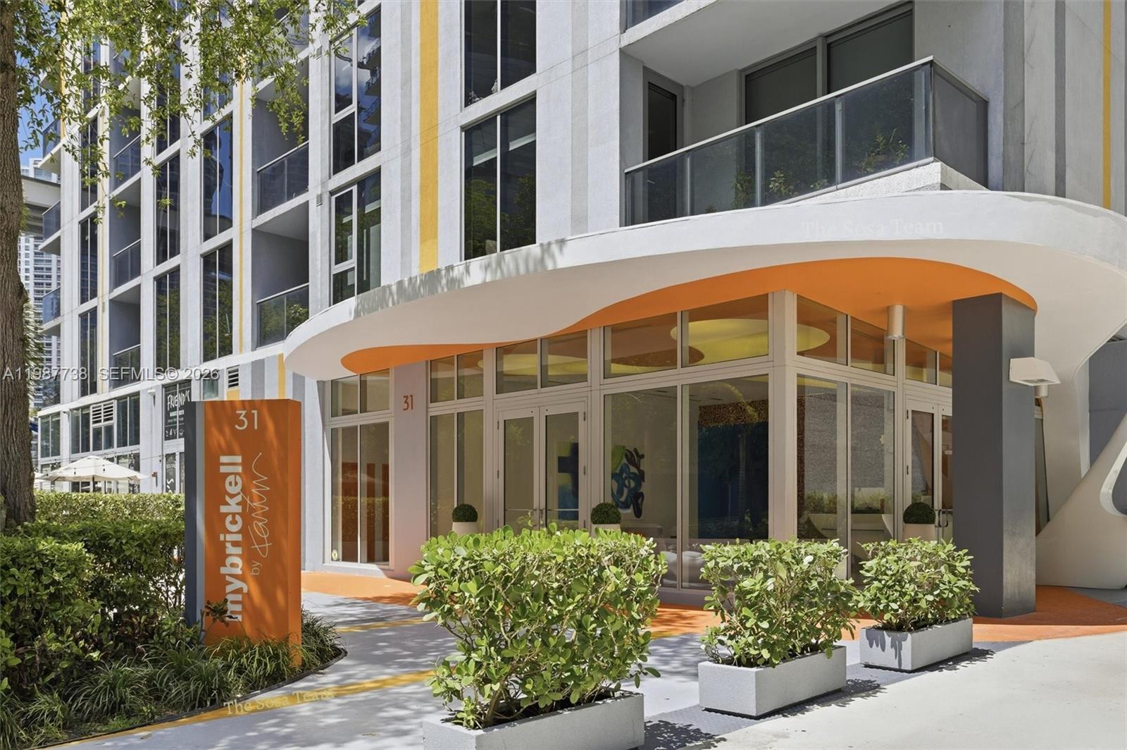 31 SE 6th St #2504, Miami FL 33131