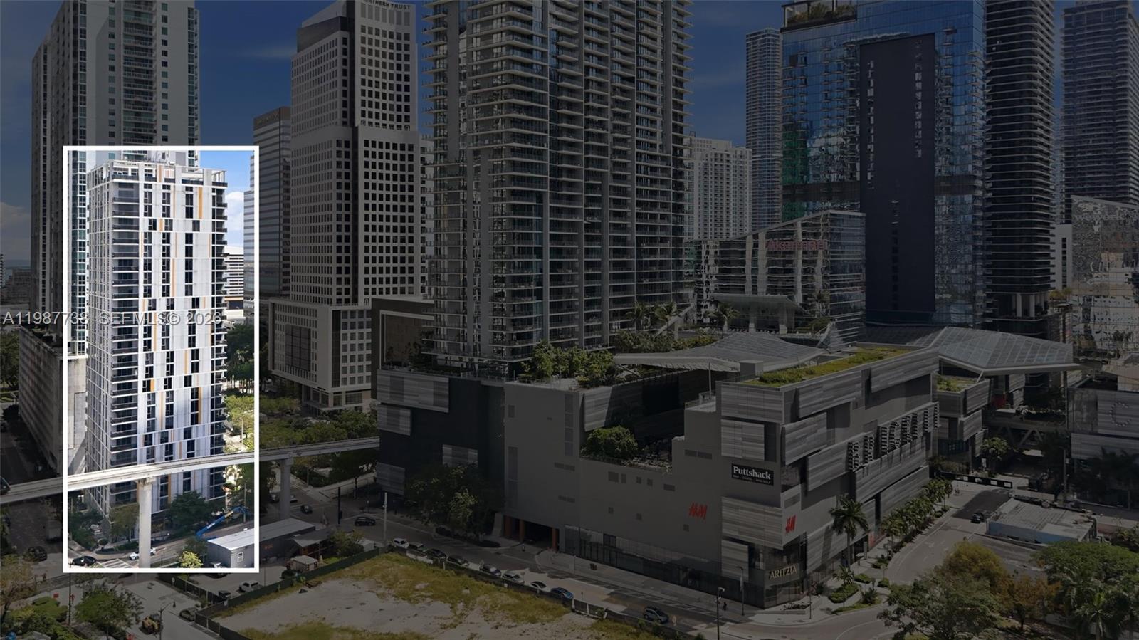 31 SE 6th St #2504, Miami FL 33131