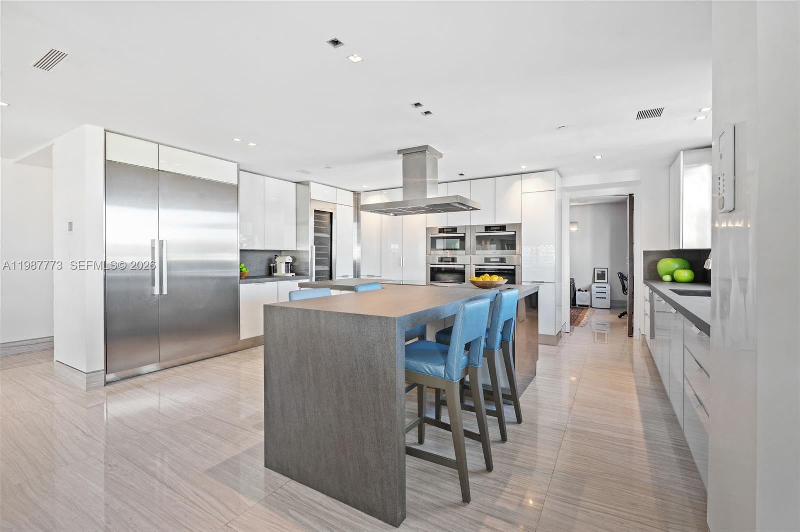 3535 Hiawatha Ave #502, Miami FL 33133