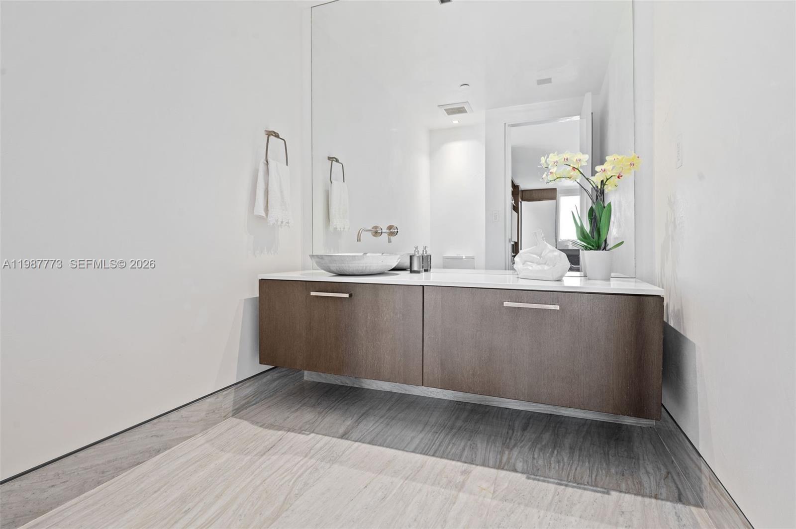 3535 Hiawatha Ave #502, Miami FL 33133