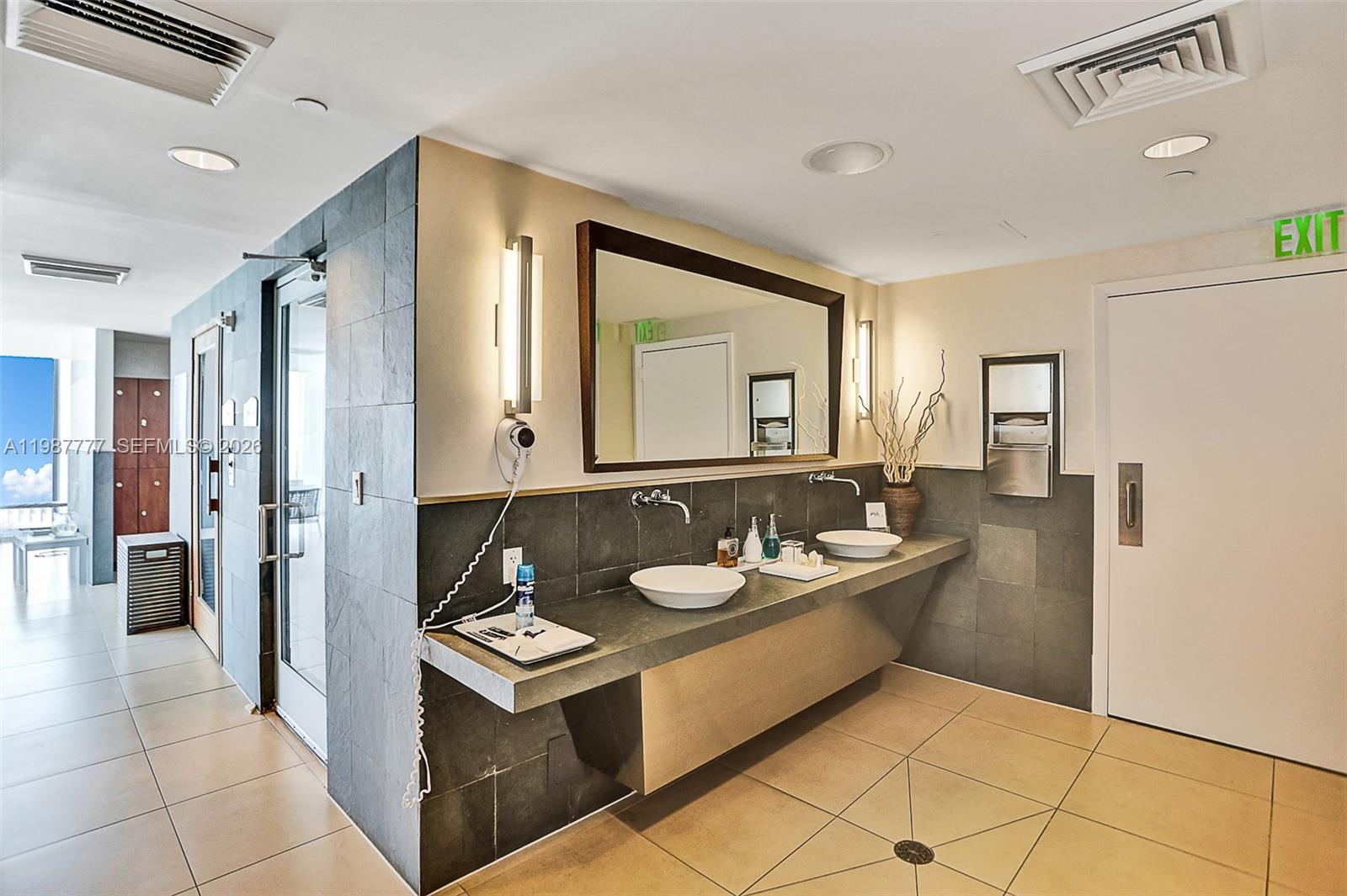 17001 Collins Ave #2702, Sunny Isles Beach FL 33160