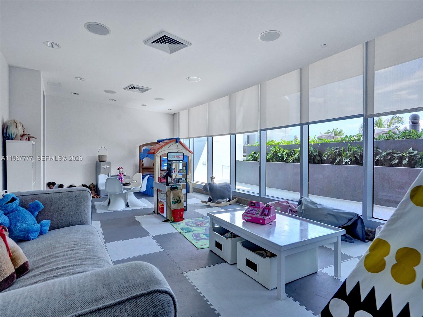 17001 Collins Ave #2702, Sunny Isles Beach FL 33160