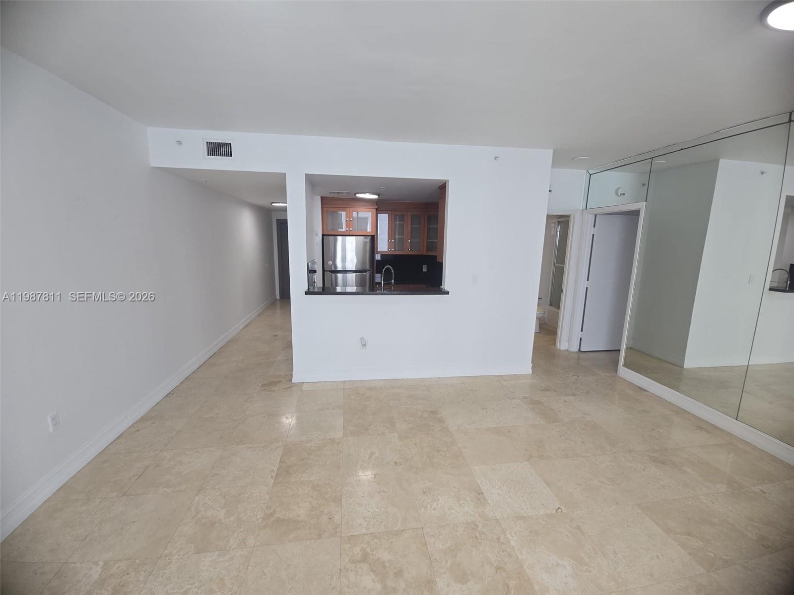 185 SE 14th Ter #2701, Miami FL 33131