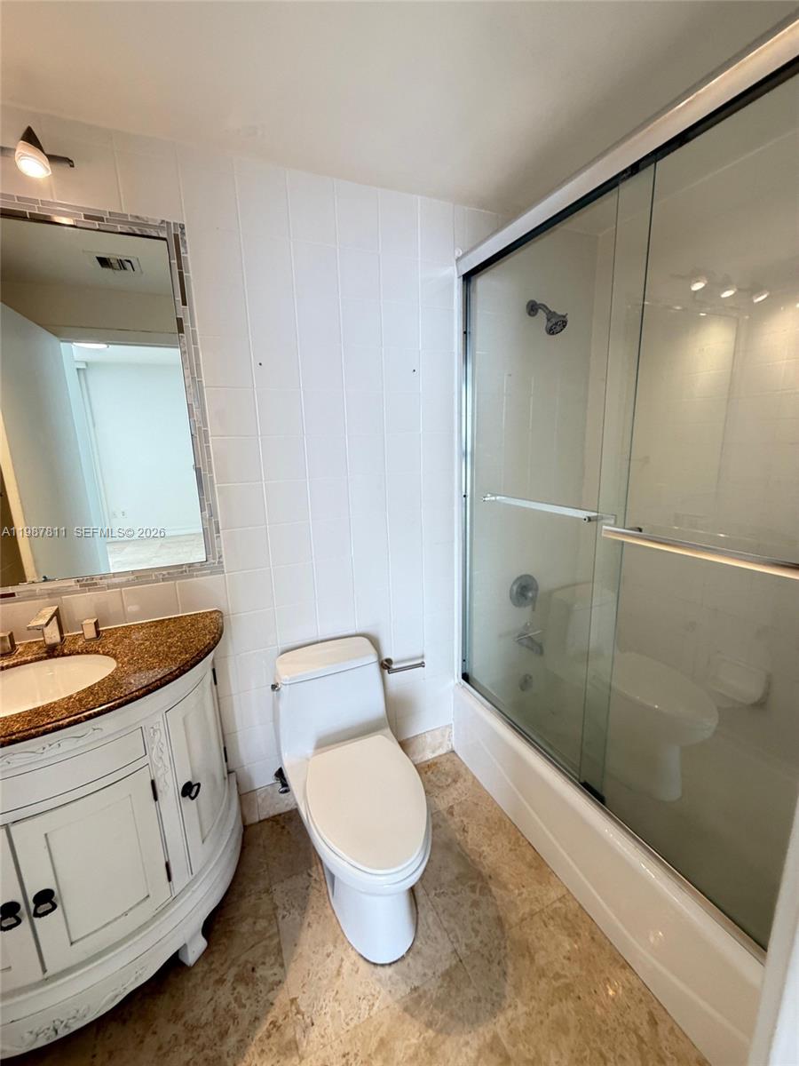 185 SE 14th Ter #2701, Miami FL 33131