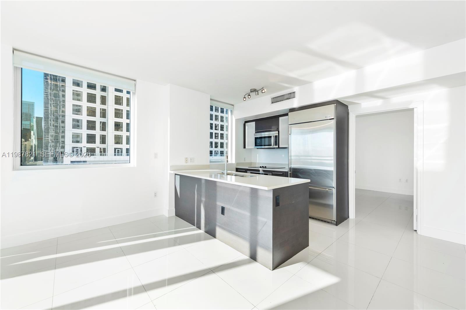 500 Brickell Ave #1402, Miami FL 33131