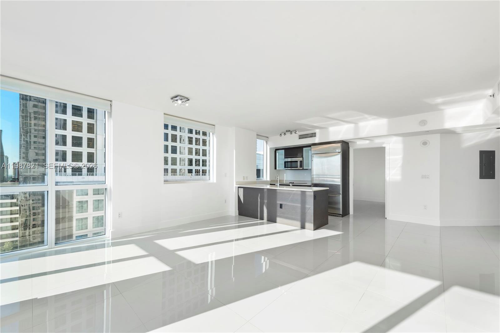 500 Brickell Ave #1402, Miami FL 33131