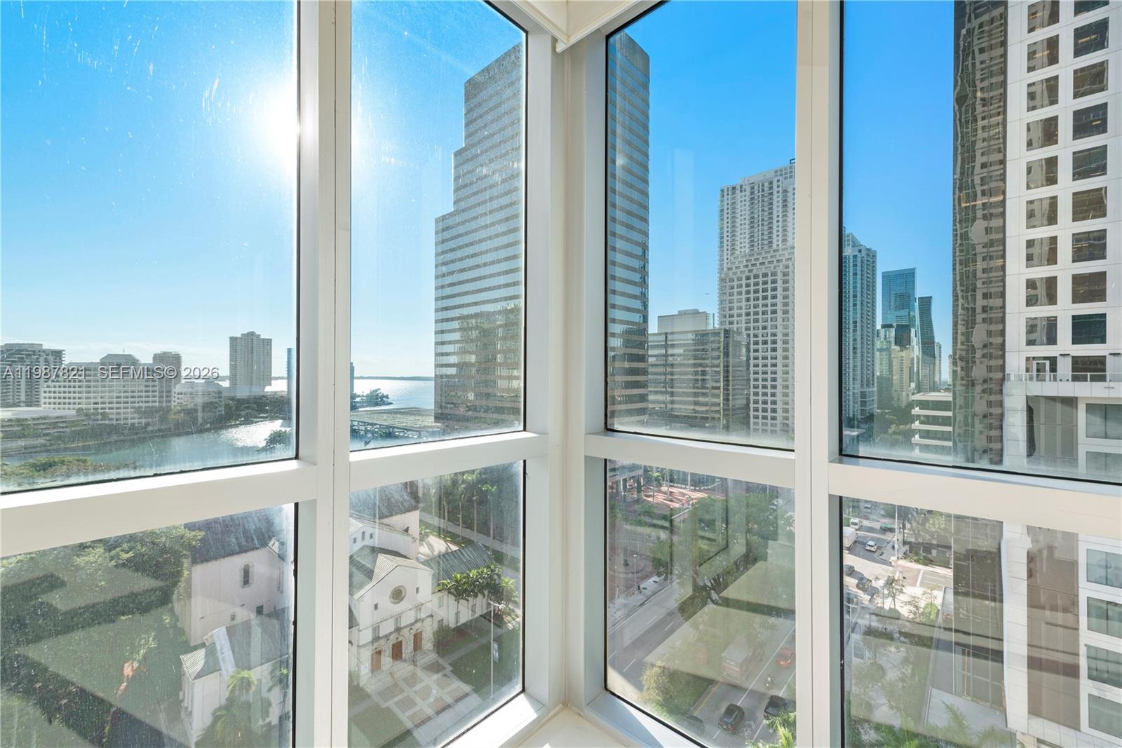 500 Brickell Ave #1402, Miami FL 33131