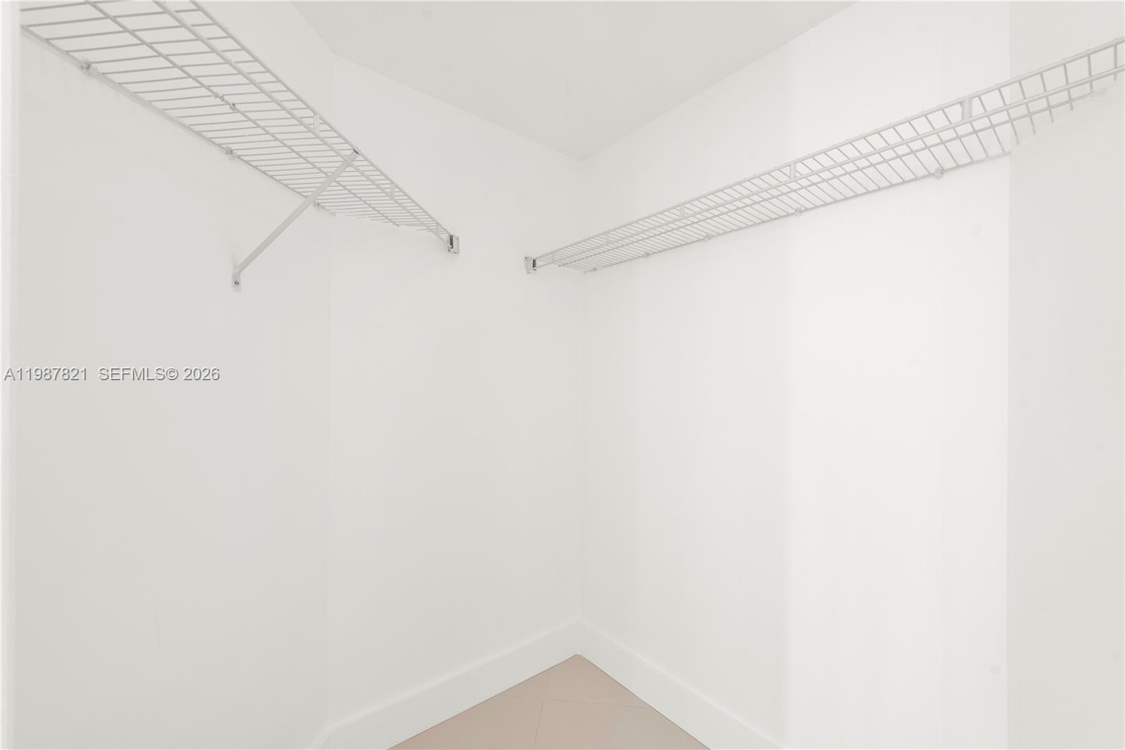 500 Brickell Ave #1402, Miami FL 33131