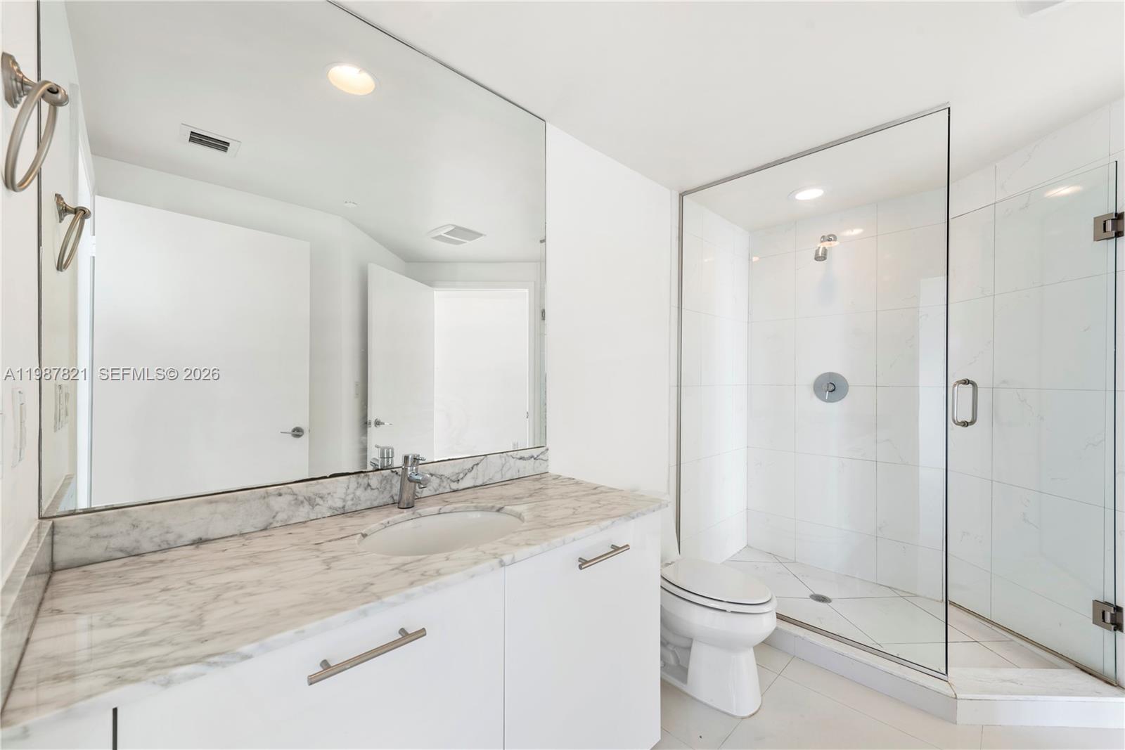 500 Brickell Ave #1402, Miami FL 33131