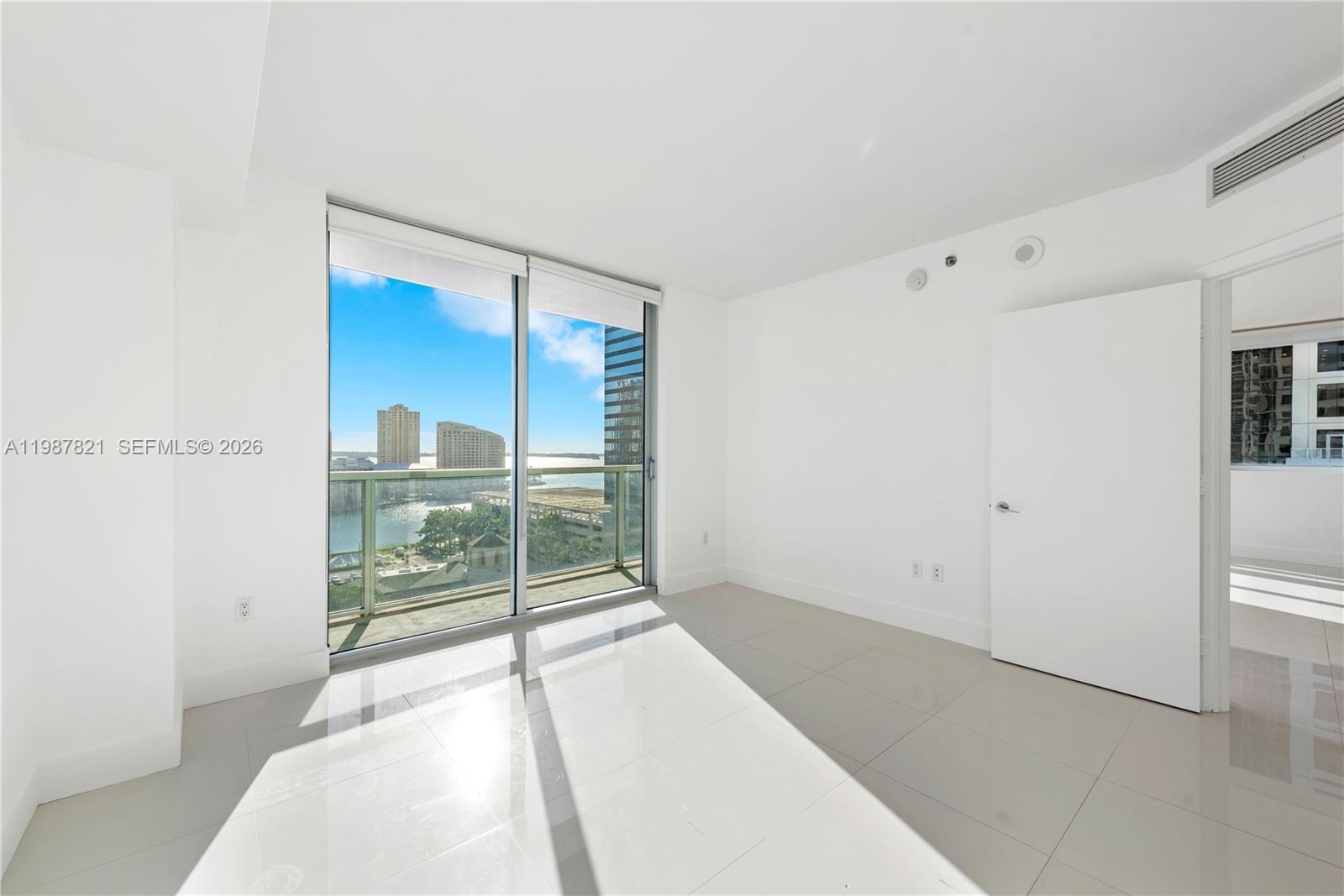 500 Brickell Ave #1402, Miami FL 33131