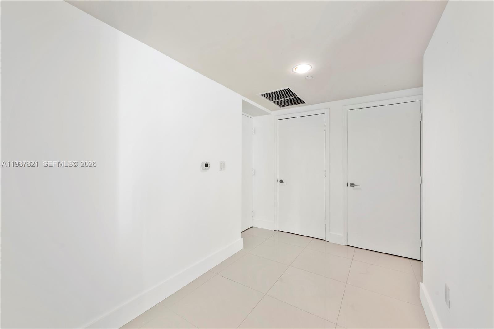 500 Brickell Ave #1402, Miami FL 33131