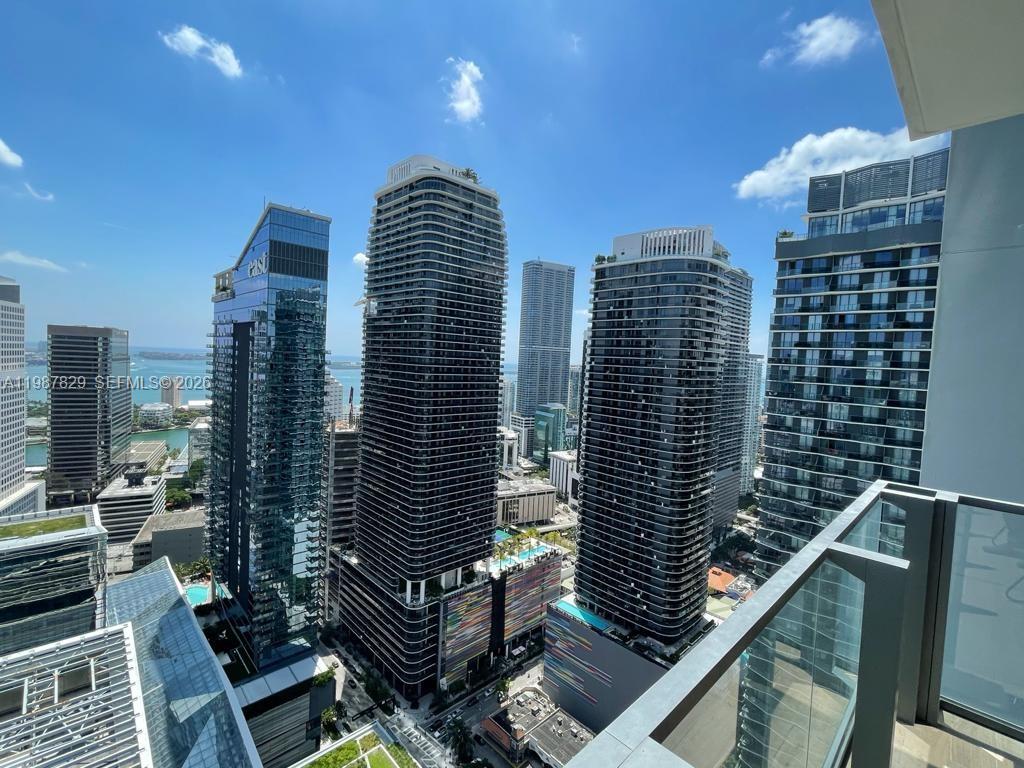 88 SW 7th St #3609, Miami FL 33130