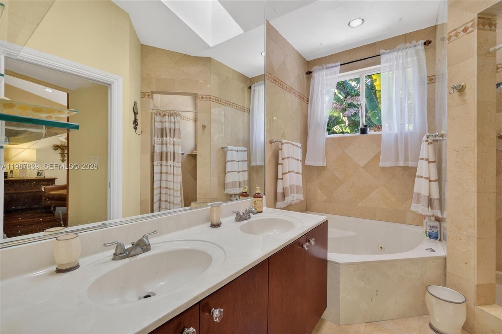 21391 Marina Cove Circle #K11, Aventura FL 33180